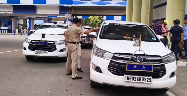 नवान्न दौरे पर पहुंचे अधिकारी