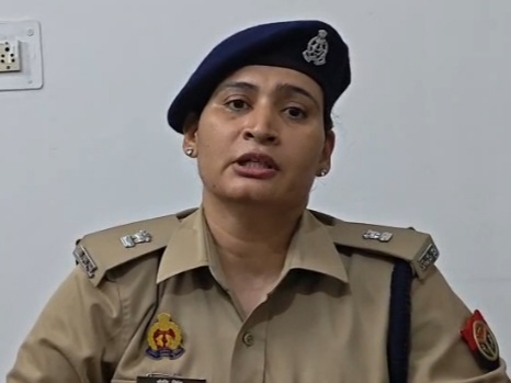 जानकारी देते हुए एसपी सिटी