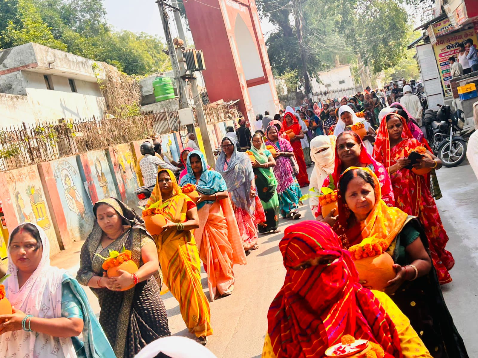 सोमनाथ स्वाभिमान पर्व पर निकली भव्य कलश यात्रा