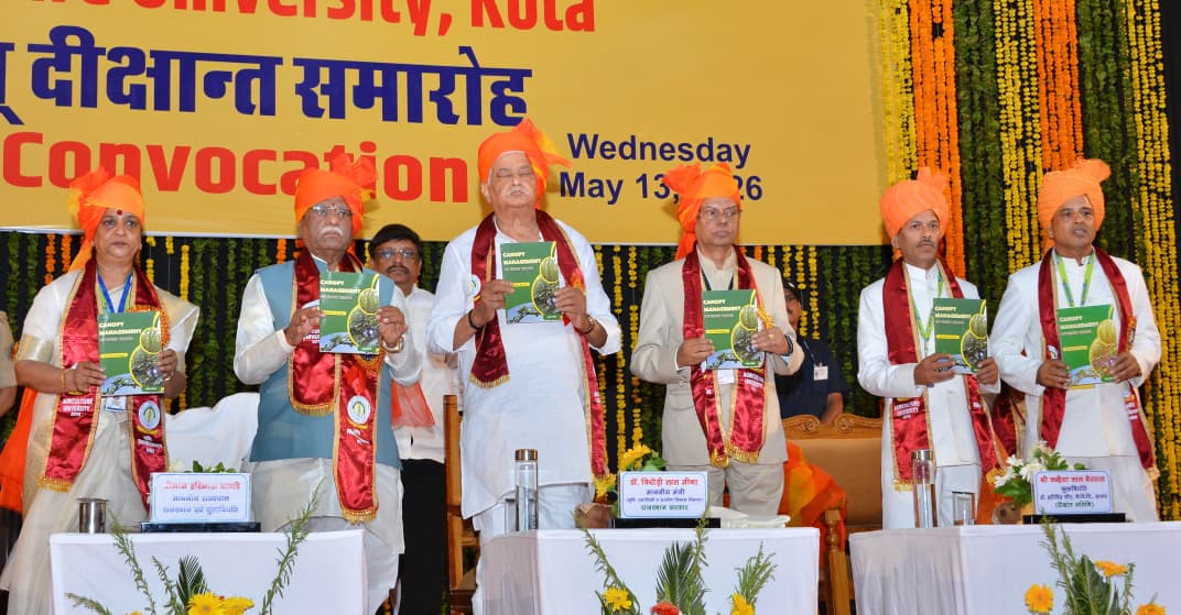 किसानों को उन्नत बीज एवं तकनीक का ज्ञान देकर आत्मनिर्भर बनाएं: राज्यपाल