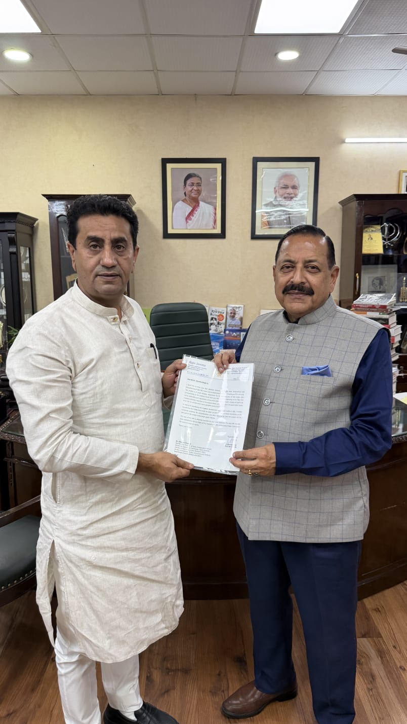 Jasrotia meets Dr Jitendra Singh, raises demand for ₹571.83 crore Ravi Canal Project and KV JNV Jasrotia meets Dr Jitendra Singh, raises demand for ₹571.83 crore Ravi Canal Project and KV JNV