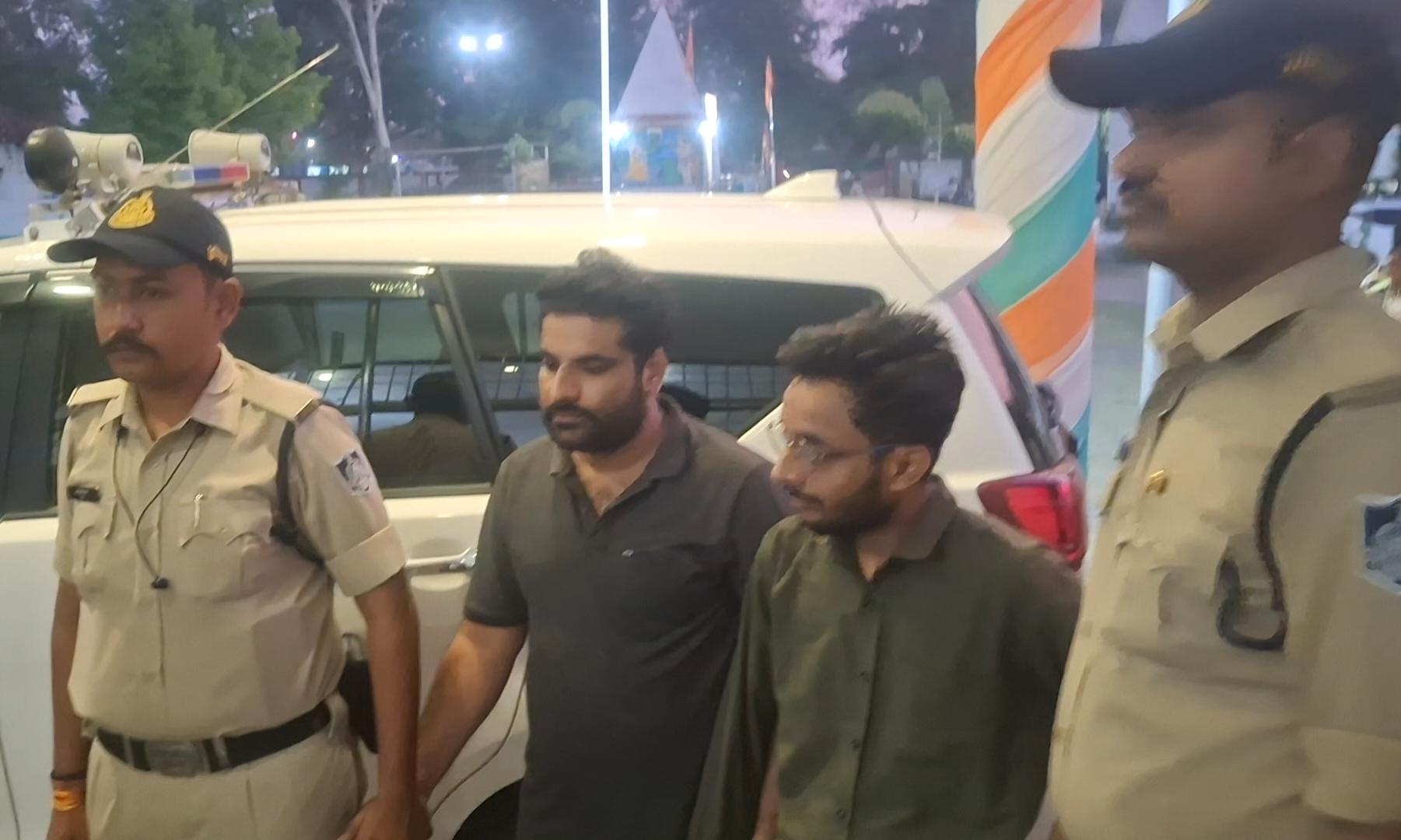 दमोह,:संजीवनी अस्पताल में फर्जी डॉक्टरों का खुलासा: दो गिरफ्तार, एक अभिरक्षा में, बड़े नेटवर्क की जांच शुरू