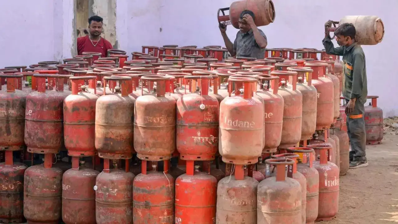 अररिया फोटो:गैस सिलेंडर