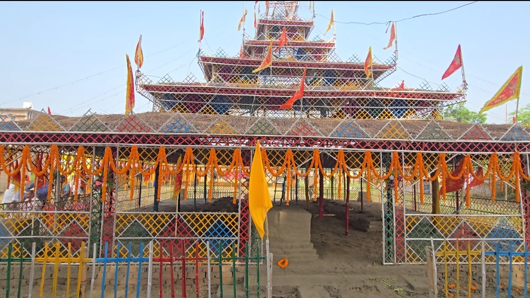 बेरुई में भव्य कलश यात्रा के साथ श्रीलक्ष्मी नारायण महायज्ञ शुरू बेरुई में भव्य कलश यात्रा के साथ श्रीलक्ष्मी नारायण महायज्ञ शुरू