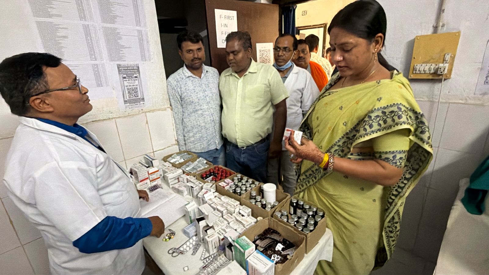 विधायक छोटी कुमारी ने किया सिताबदियारा अस्पताल का औचक निरीक्षण विधायक छोटी कुमारी ने किया सिताबदियारा अस्पताल का औचक निरीक्षण