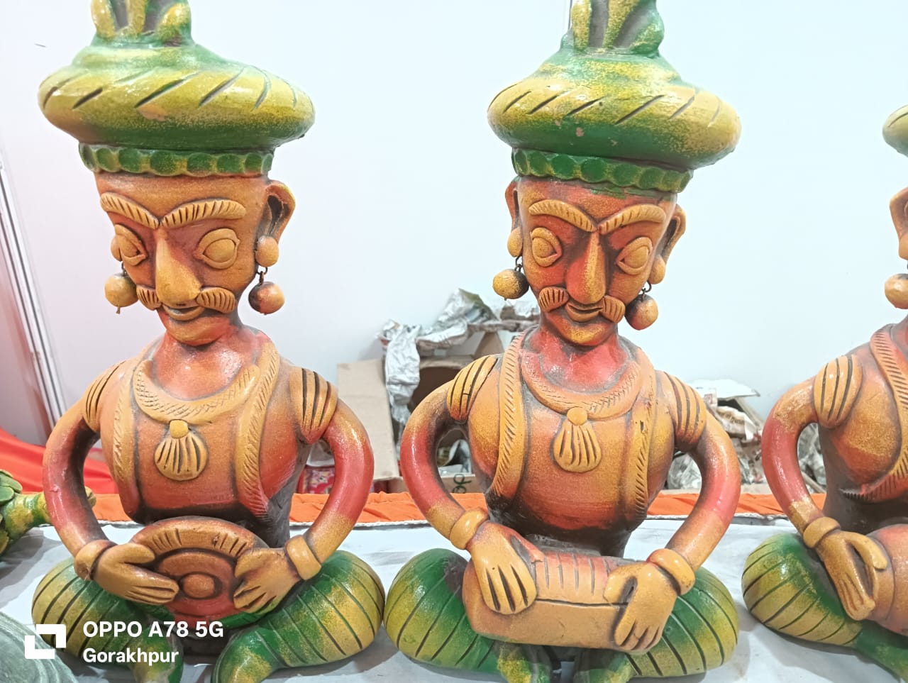 आगामी त्योहारी सीजन में दस करोड़ रुपये से अधिक कारोबार की उम्मीद* आगामी त्योहारी सीजन में दस करोड़ रुपये से अधिक कारोबार की उम्मीद*