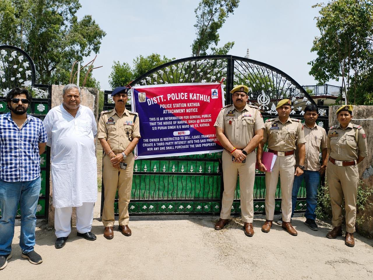 Kathua police conduct surgical strike on drug peddlers, seize property worth ₹7 crore