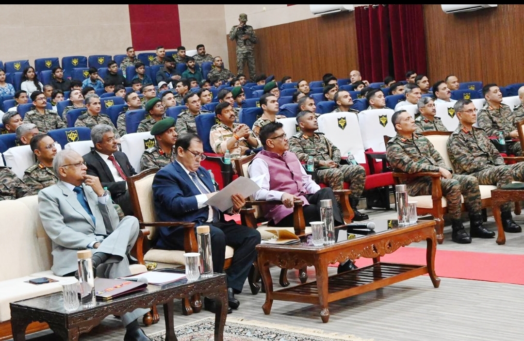मध्य कमान और देहरादून स्थित थिंक टैंक के संयुक्त तत्वावधान में पिथौरागढ़ में आयोजित संगोष्ठी। मध्य कमान और देहरादून स्थित थिंक टैंक के संयुक्त तत्वावधान में पिथौरागढ़ में आयोजित संगोष्ठी।