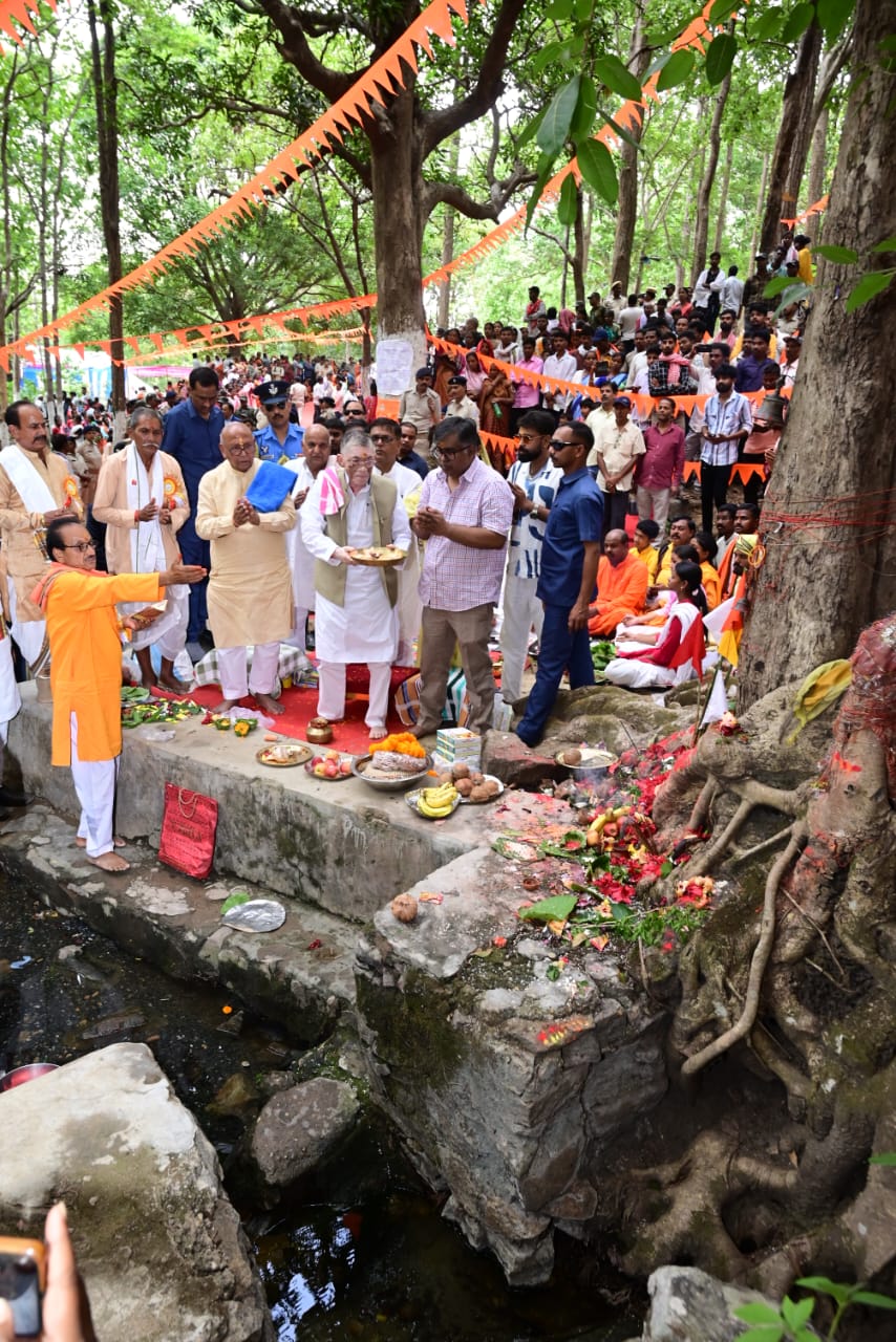 राज्यपाल सहित अन्य