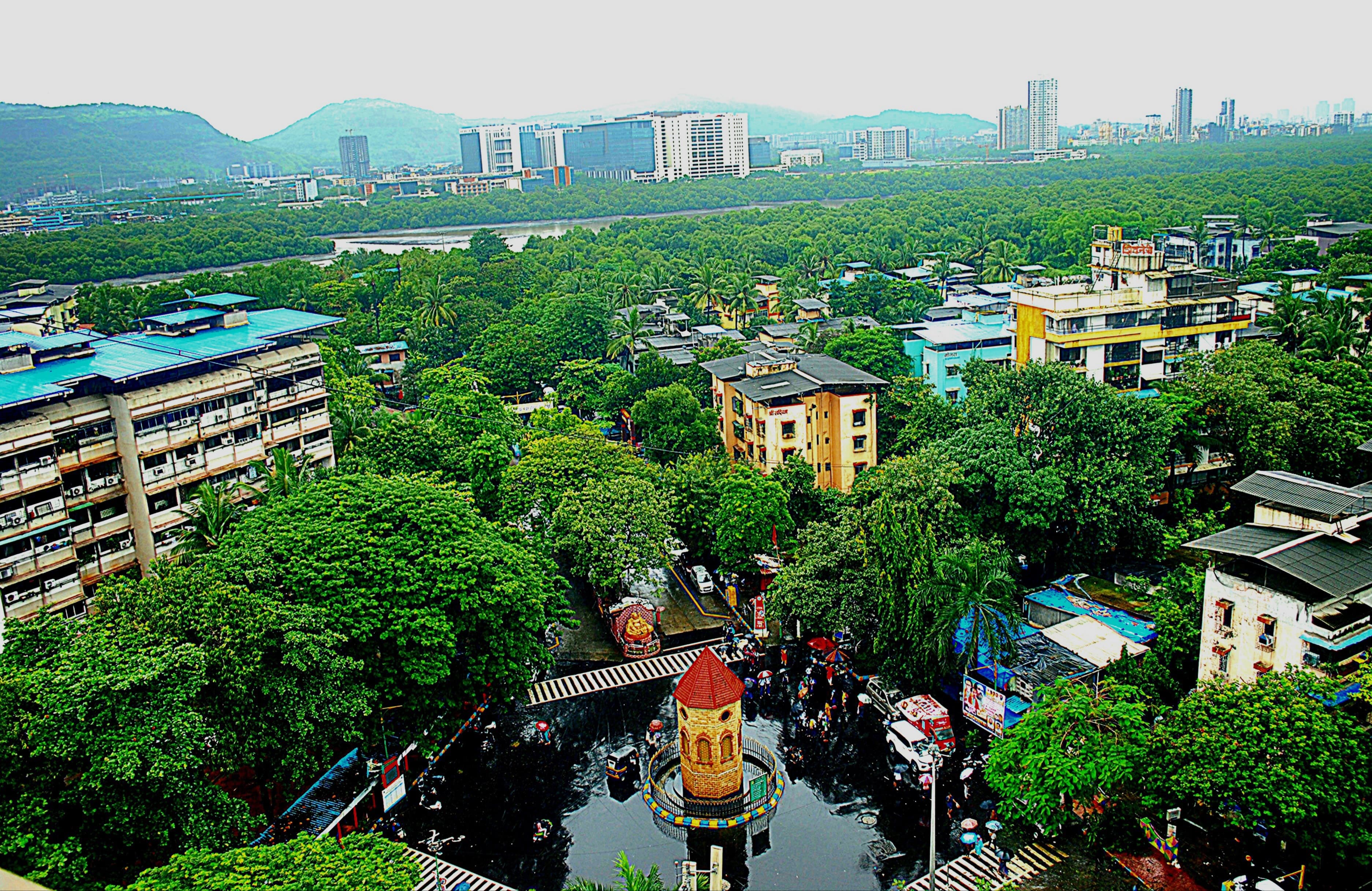 ठाणे पूर्व  में गगनचुंबी इमारतों से जल संकट की आहट