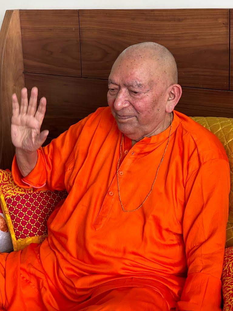 True knowledge is attainable only through yajna and the guru-disciple tradition - Swami Ram Swarup Ji True knowledge is attainable only through yajna and the guru-disciple tradition - Swami Ram Swarup Ji