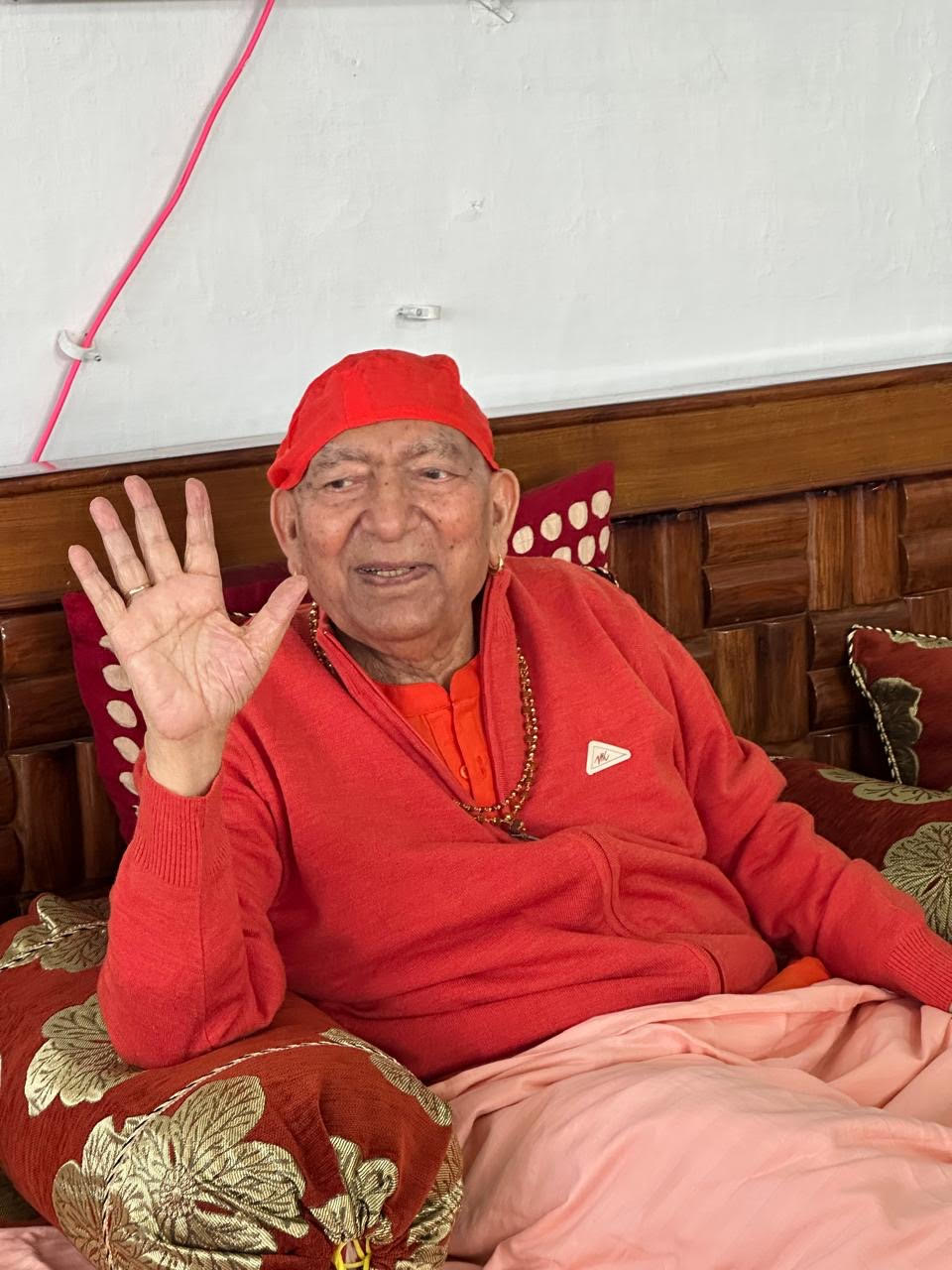 Knowledge of the Vedas should dispel misconceptions, and it is essential to question scholars – Swami Ram Swarup Ji