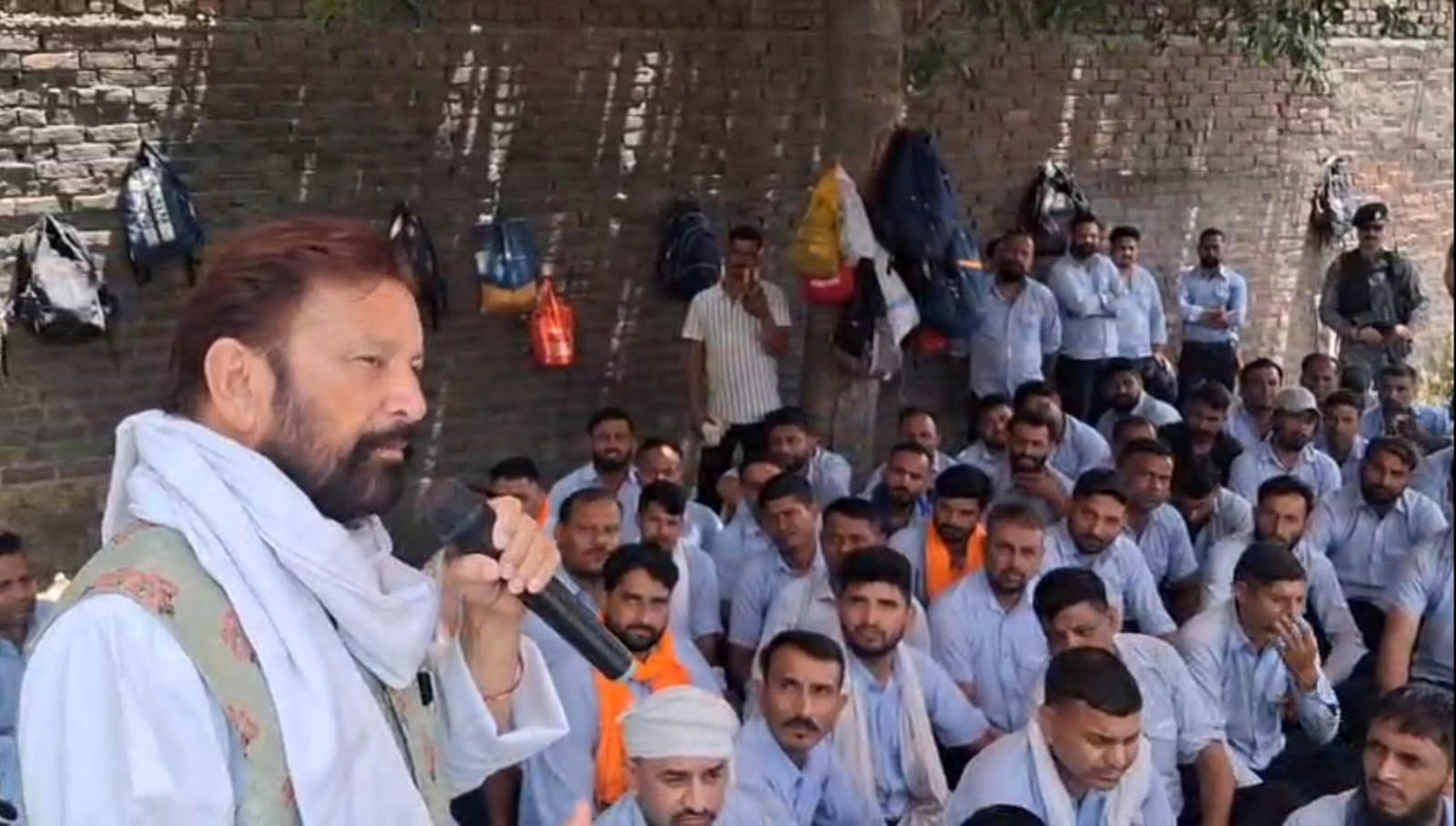 Godrej factory dispute: Former minister Chaudhary Lal Singh extends support to workers
