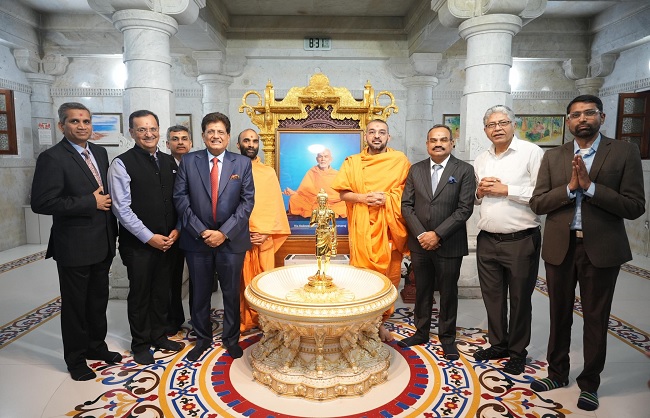 ‘‘कनाडा और भारत निवेश गोलमेज’ कार्यक्रम को संबोधित करते पीयूष गोयल