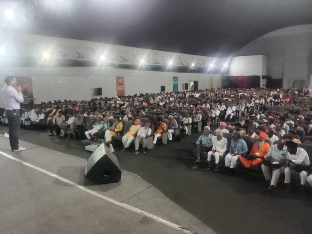 पांच दिवसीय जैविक खेती प्रशिक्षण शिविर का आगाज भीलवाड़ा में 17 राज्यों के 1120 किसान जुटे, गौ आधारित प्राकृतिक खेती पर होगा मंथन