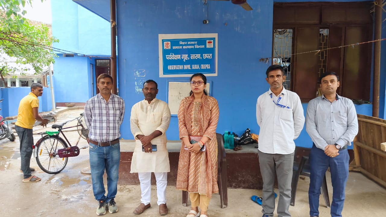 Seeing the arrangements of the reform home, the member of the State Child Protection Commission gave instructions to change the building. Seeing the arrangements of the reform home, the member of the State Child Protection Commission gave instructions to change the building.