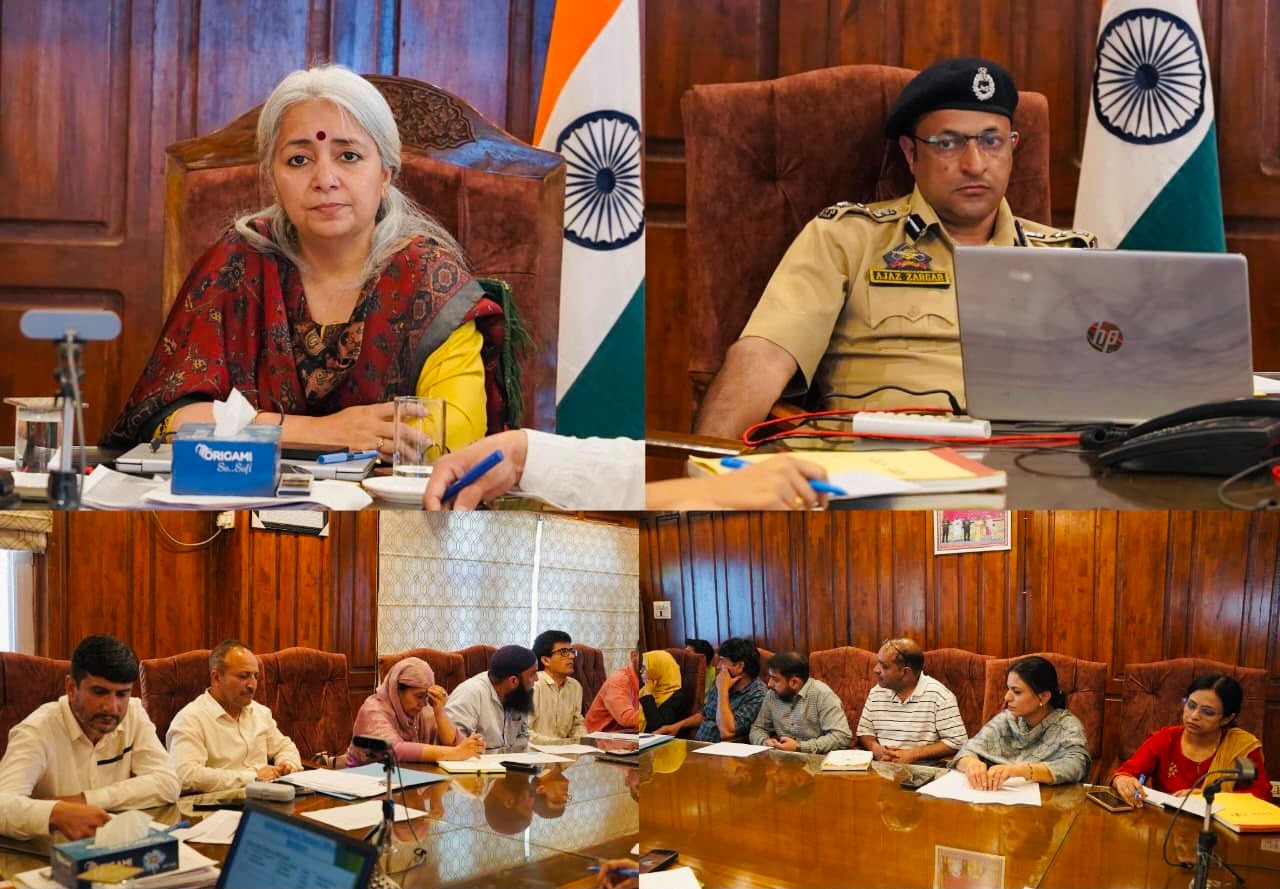 सांबा के उपायुक्त ने समग्र कृषि विकास कार्यक्रम और जेकेसीआईपी की प्रगति की समीक्षा की: