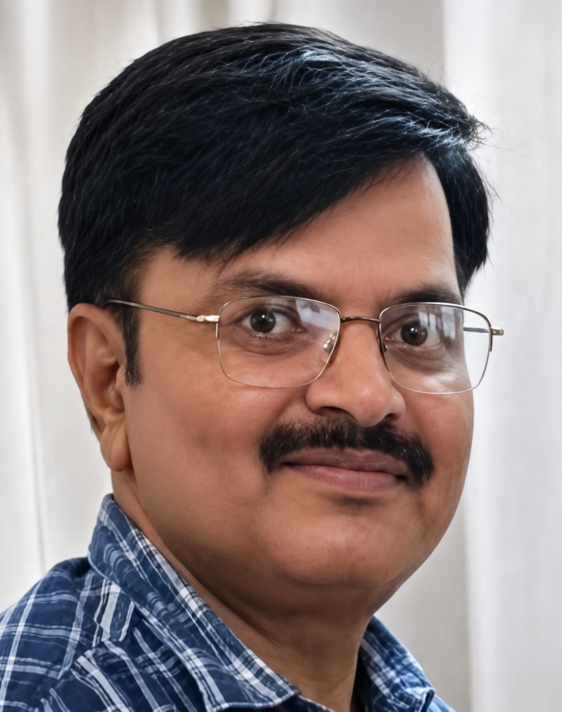 सम्मानित होने वाले प्रो राकेश कुमार यादव