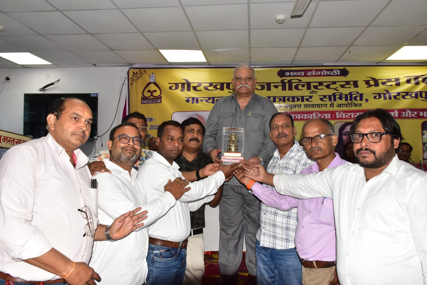 विरासत, संघर्ष और अभिव्यक्ति की परंपरा पर वक्ताओं ने रखे विचार* विरासत, संघर्ष और अभिव्यक्ति की परंपरा पर वक्ताओं ने रखे विचार*