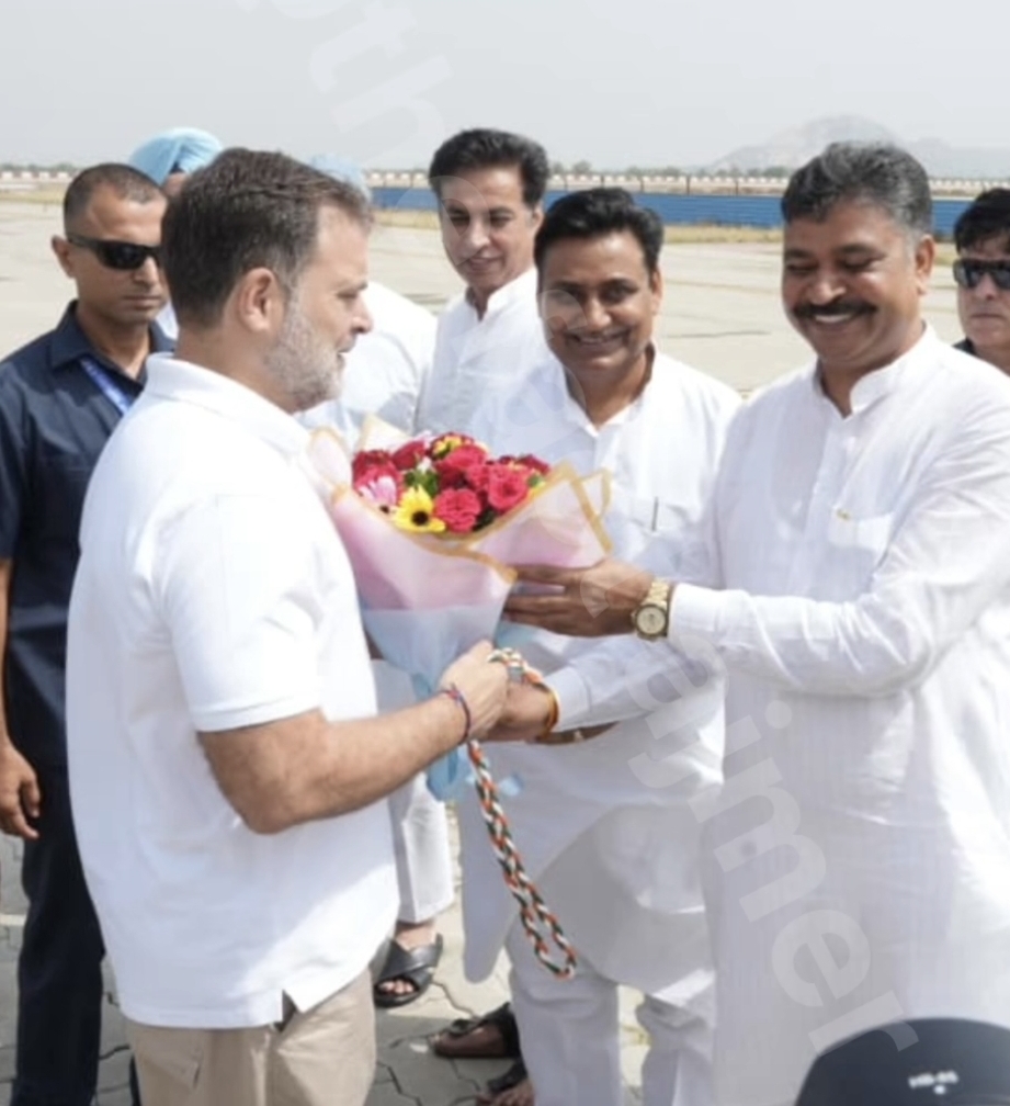 Rahul calls for keeping Congress ideology and policies strong
