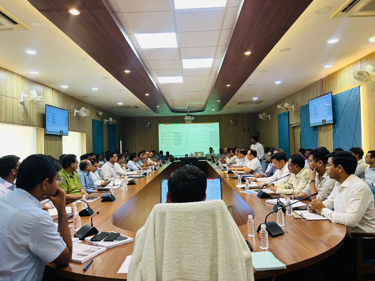 कमिश्नर ने किया मुख्यमंत्री के कार्यक्रम की तैयारियों एवं सभा स्थल का स्थलीय निरीक्षण* कमिश्नर ने किया मुख्यमंत्री के कार्यक्रम की तैयारियों एवं सभा स्थल का स्थलीय निरीक्षण*