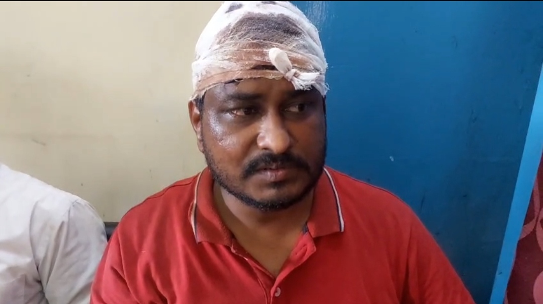 अररिया फोटो:घायल यात्री