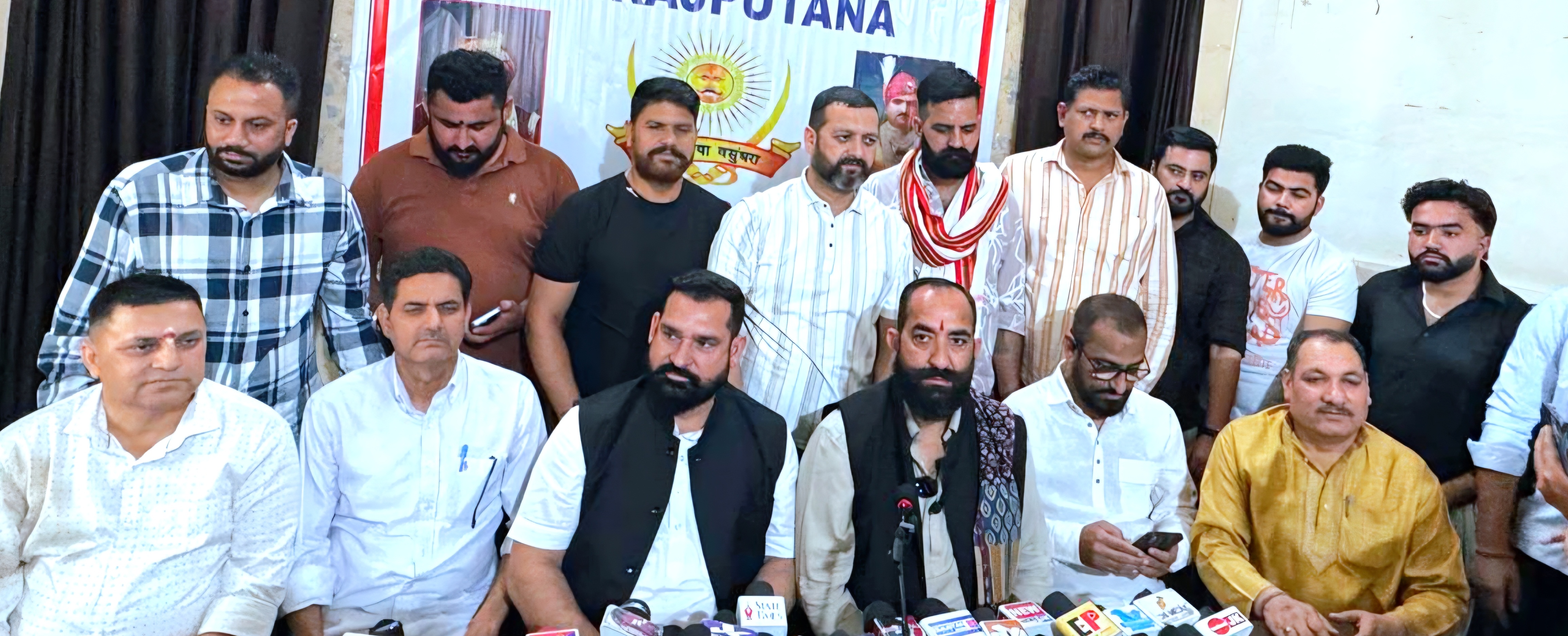 प्रीपेड बिजली मीटरों के विरोध में युवा राजपूत सभा का सरकार को अल्टीमेटम  जनहित में स्पष्टता नहीं मिलने पर आंदोलन की चेतावनी, उपभोक्ताओं पर अतिरिक्त बोझ का आरोप