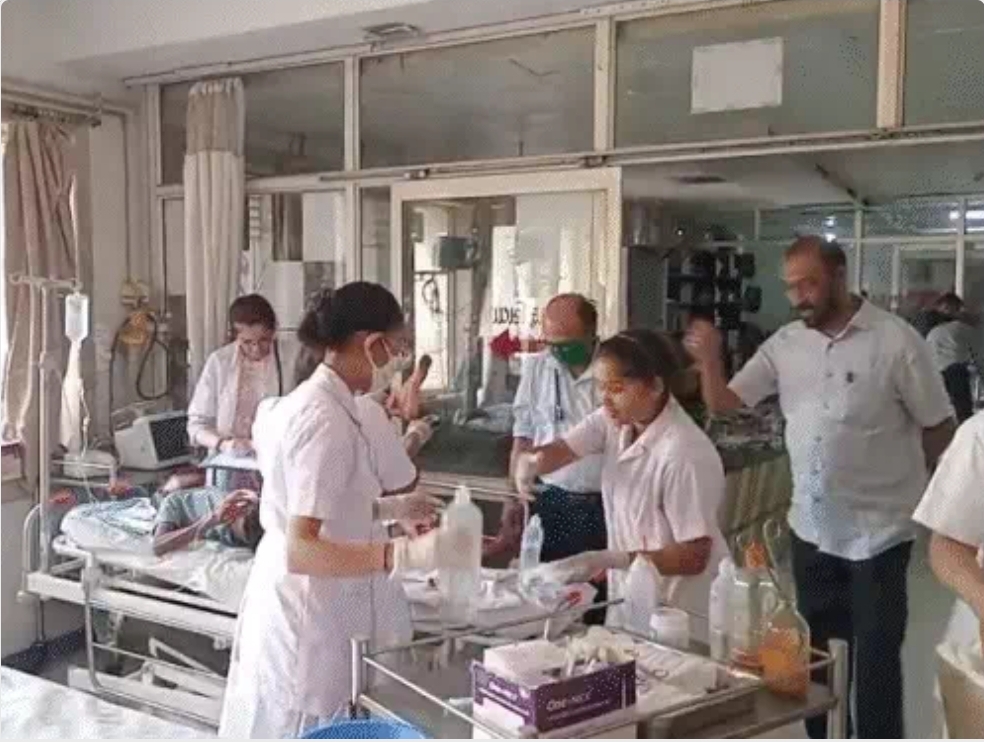 बारडोली सीएचसी में करीब 17 घायलों का इलाज चल रहा है