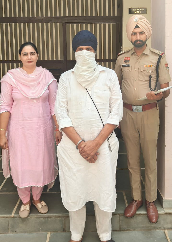 हत्या मामले में फरार चल रहा आरोपी। हत्या मामले में फरार चल रहा आरोपी।