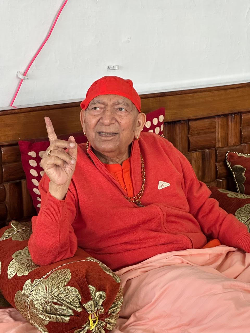 Welfare of humanity is possible only through Vedic knowledge - Message from Swami Ram Swarup on the 54th day of Yagna at Yol Veda Mandir