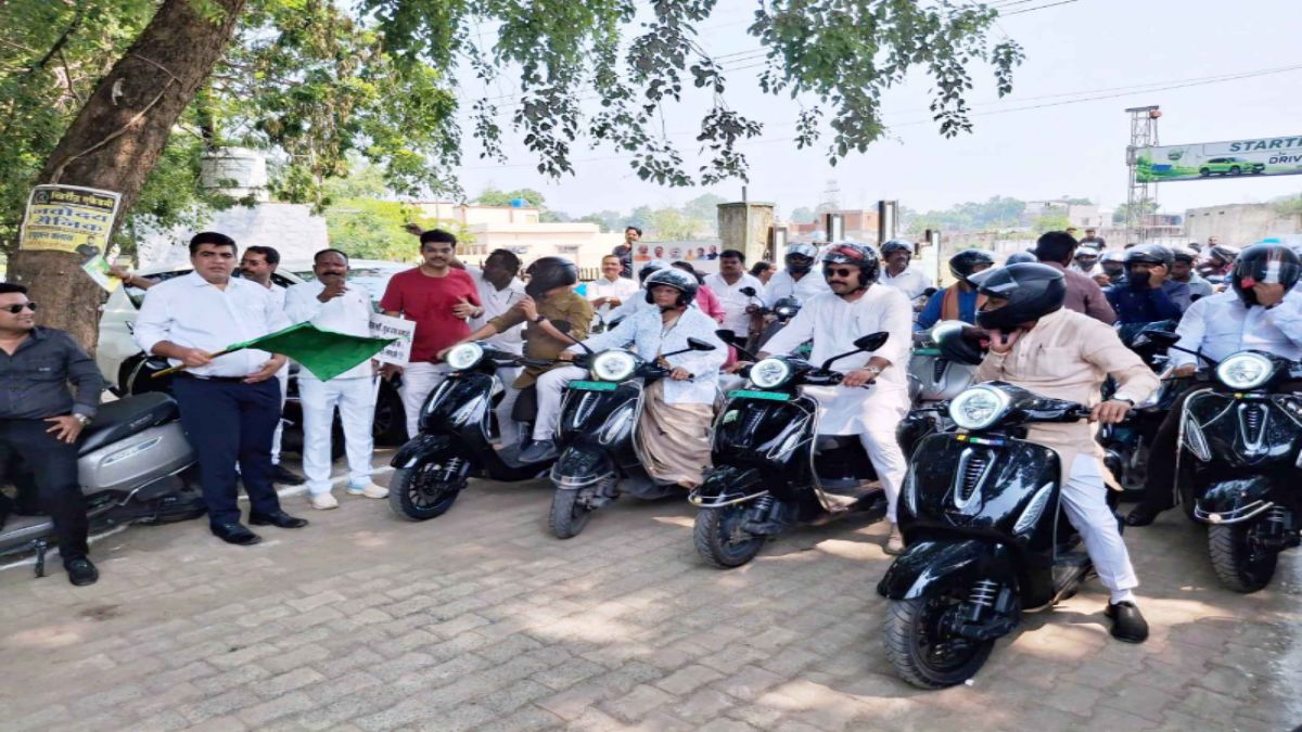 विश्व पर्यावरण दिवस पर कोरबा में हुआ छत्तीसगढ़ की प्रथम ई.व्ही. जागरूकता रैली ’’ ड्राईव फार अर्थ ’’ का भव्य आयोजन