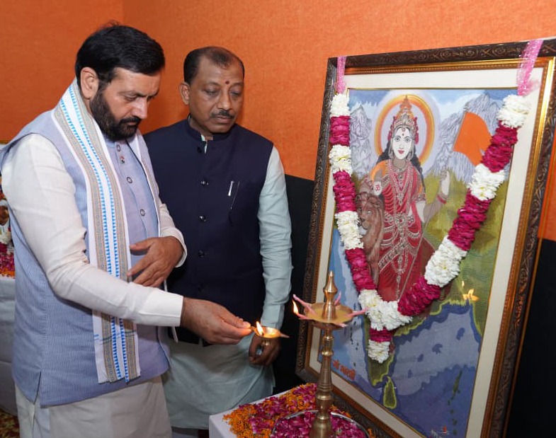 पानीपत, समालखा के सेवा साधना एवं ग्राम विकास केंद्र के वार्षिक स्थापना दिवस पर कार्यक्रम का शुभारंभ करते मुख्यमंत्री नायब सैनी