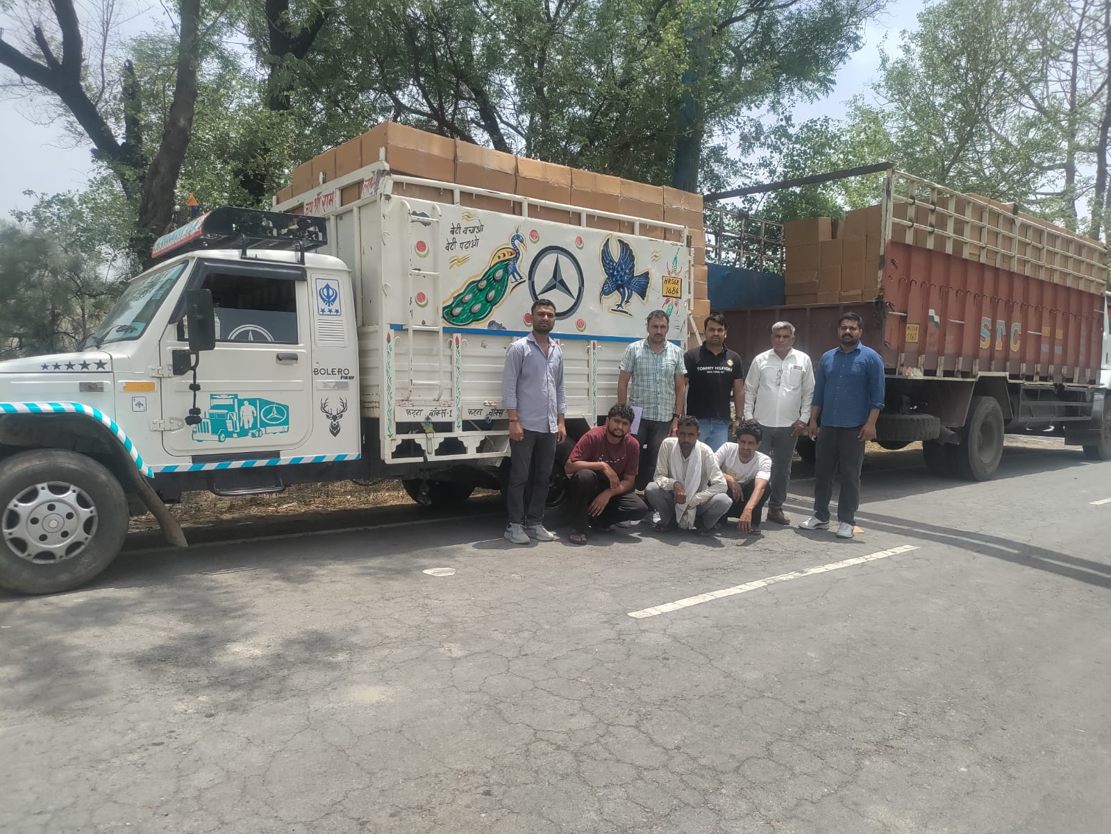 पुलिस गिरफ्त में आरोपित।