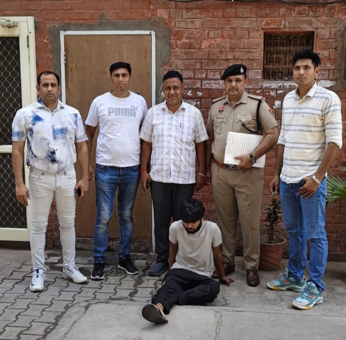 पानीपत पुलिस हिरासत में चोरी का आरोपी पानीपत पुलिस हिरासत में चोरी का आरोपी