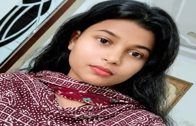 मृतका अंजली  फाइल फोटो