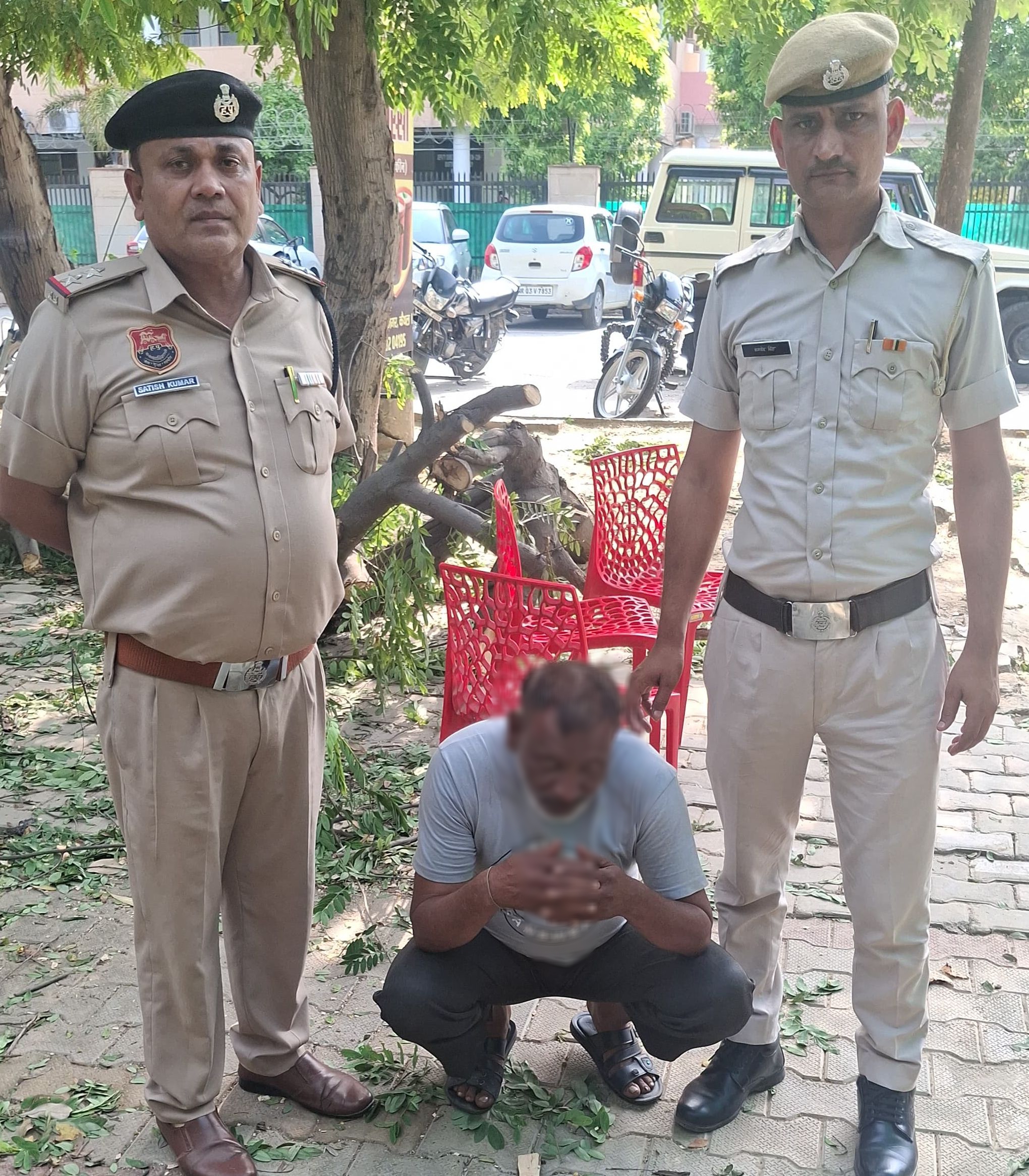 फर्जी जमानती बनने वाला आरोपी थाना सिविल लाइन पुलिस गिरफ्त में फर्जी जमानती बनने वाला आरोपी थाना सिविल लाइन पुलिस गिरफ्त में