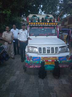 photoयातायात नियम तोड़ने वालों पर पुलिस का शिकंजा: 8 दिन में 70 हजार से अधिक चालान photoयातायात नियम तोड़ने वालों पर पुलिस का शिकंजा: 8 दिन में 70 हजार से अधिक चालान