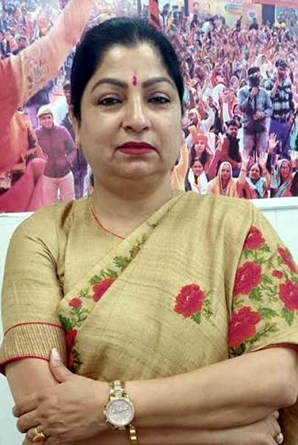 उषा प्रियदर्शी।