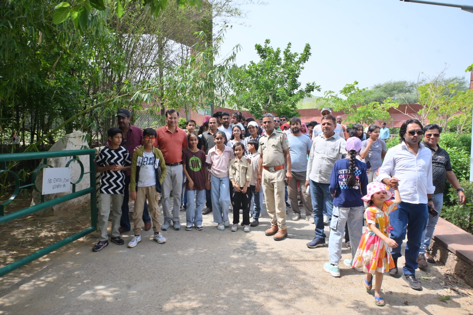 पिंक सिटी प्रेस के बाल अभिरुचि शिविर में बच्चों ने किया नाहरगढ़ जैविक उद्यान का भ्रमण पिंक सिटी प्रेस के बाल अभिरुचि शिविर में बच्चों ने किया नाहरगढ़ जैविक उद्यान का भ्रमण