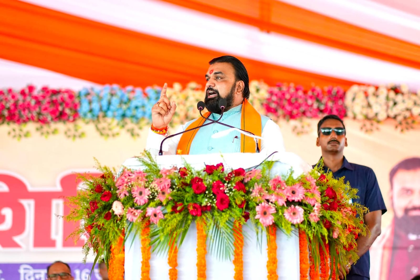 सभा को संबोधित करते मुख्य मंत्री