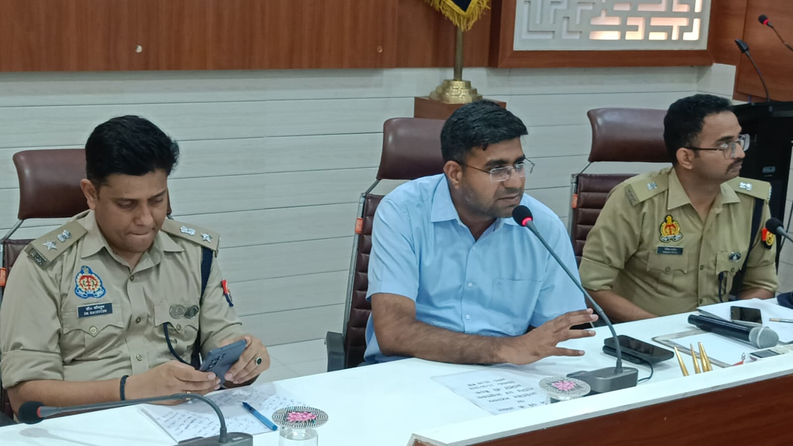 26 जून को परंपरागत मार्गों से निकलेंगे ताजिया जुलूस, ड्रोन और सीसीटीवी से होगी निगरानी 26 जून को परंपरागत मार्गों से निकलेंगे ताजिया जुलूस, ड्रोन और सीसीटीवी से होगी निगरानी