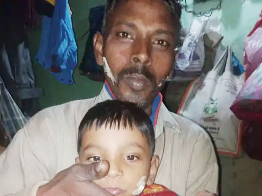 मृतक मनोज का बेटी के साथ फाइल फोटो।