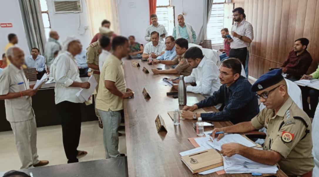 तहसील दिवस पर अधिकारियों को त्वरित निस्तारण के निर्देश, कई मामलों का मौके पर समाधान* तहसील दिवस पर अधिकारियों को त्वरित निस्तारण के निर्देश, कई मामलों का मौके पर समाधान*