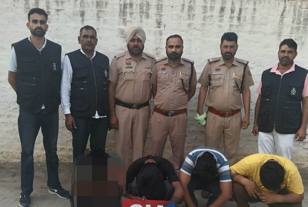 पकड़े गए लूटपाट के आरोपी। पकड़े गए लूटपाट के आरोपी।