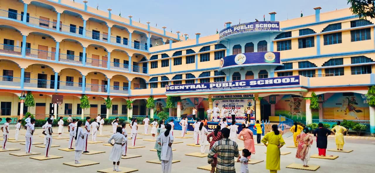अंतर्राष्ट्रीय योग दिवस पर सारण जिला योग संघ ने 6 राष्ट्रीय योग खिलाड़ियों को किया सम्मानित अंतर्राष्ट्रीय योग दिवस पर सारण जिला योग संघ ने 6 राष्ट्रीय योग खिलाड़ियों को किया सम्मानित