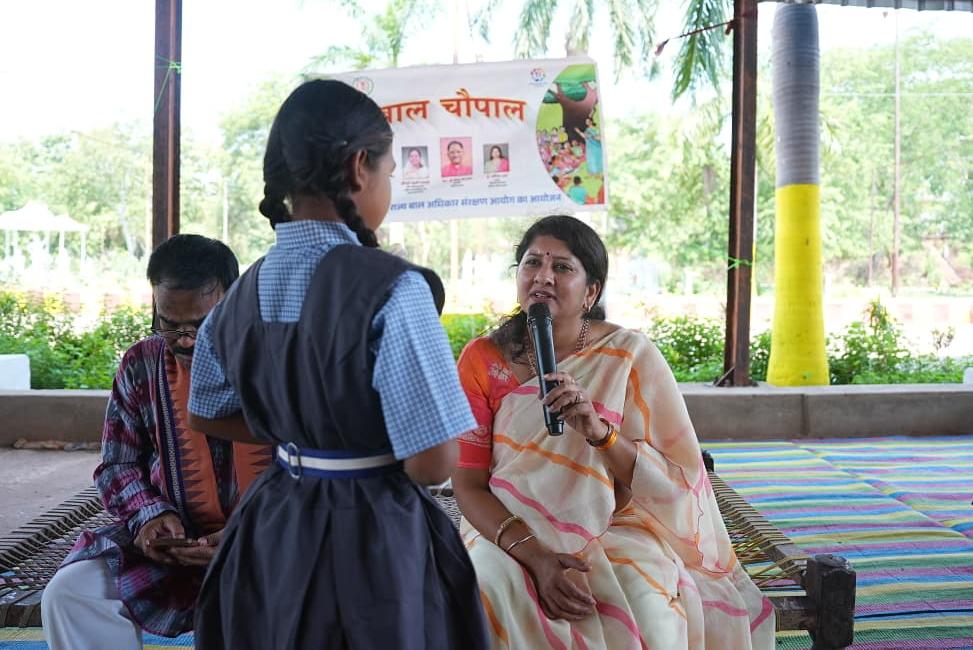 डॉ. वर्णिका शर्मा ने सारंगढ़-बिलाईगढ़ जिले के ग्राम भीखमपुरा स्थित डॉ. वर्णिका शर्मा ने सारंगढ़-बिलाईगढ़ जिले के ग्राम भीखमपुरा स्थित