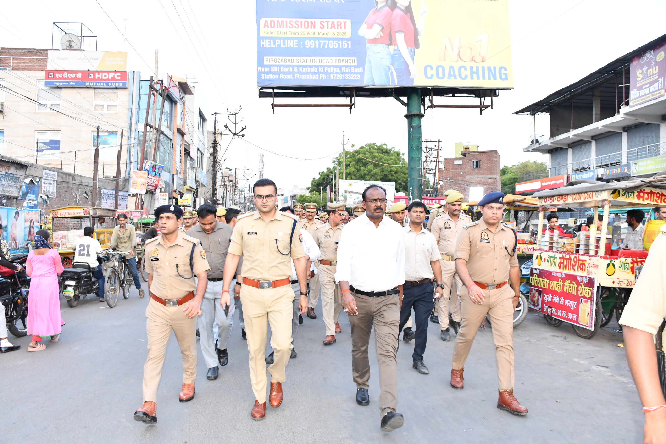निरीक्षण करते डीएम एसएसपी