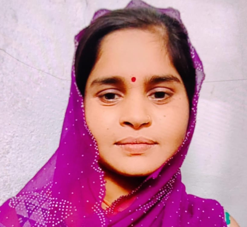 मृतका की फ़ाइल फोटो
