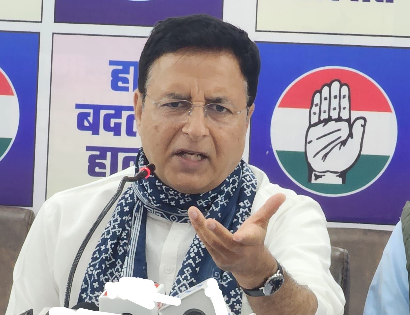 कांग्रेस महासचिव रणदीप सुरजेवाला