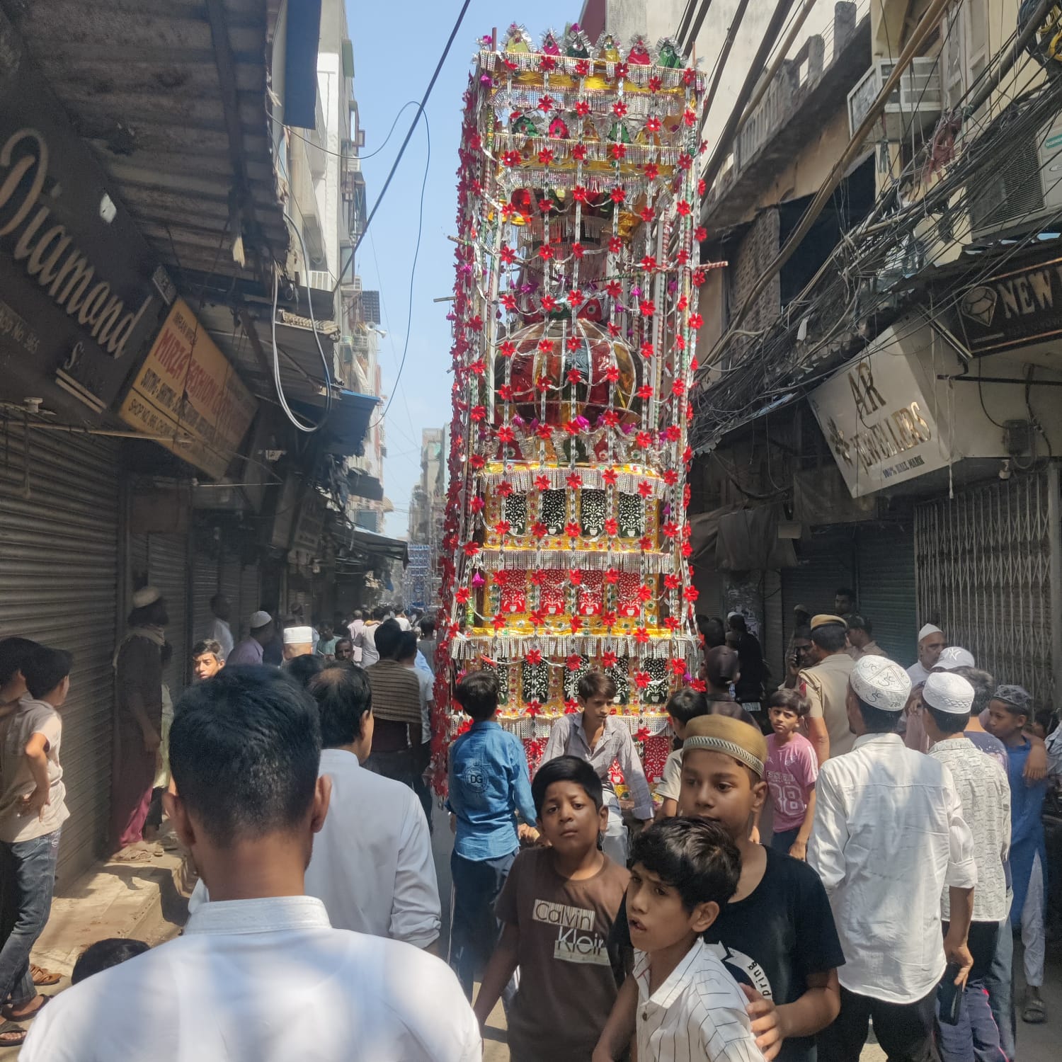 पुरानी दिल्ली में मोहर्रम के मौके पर निकाले गए ताजिये और मातमी जुलूस।
